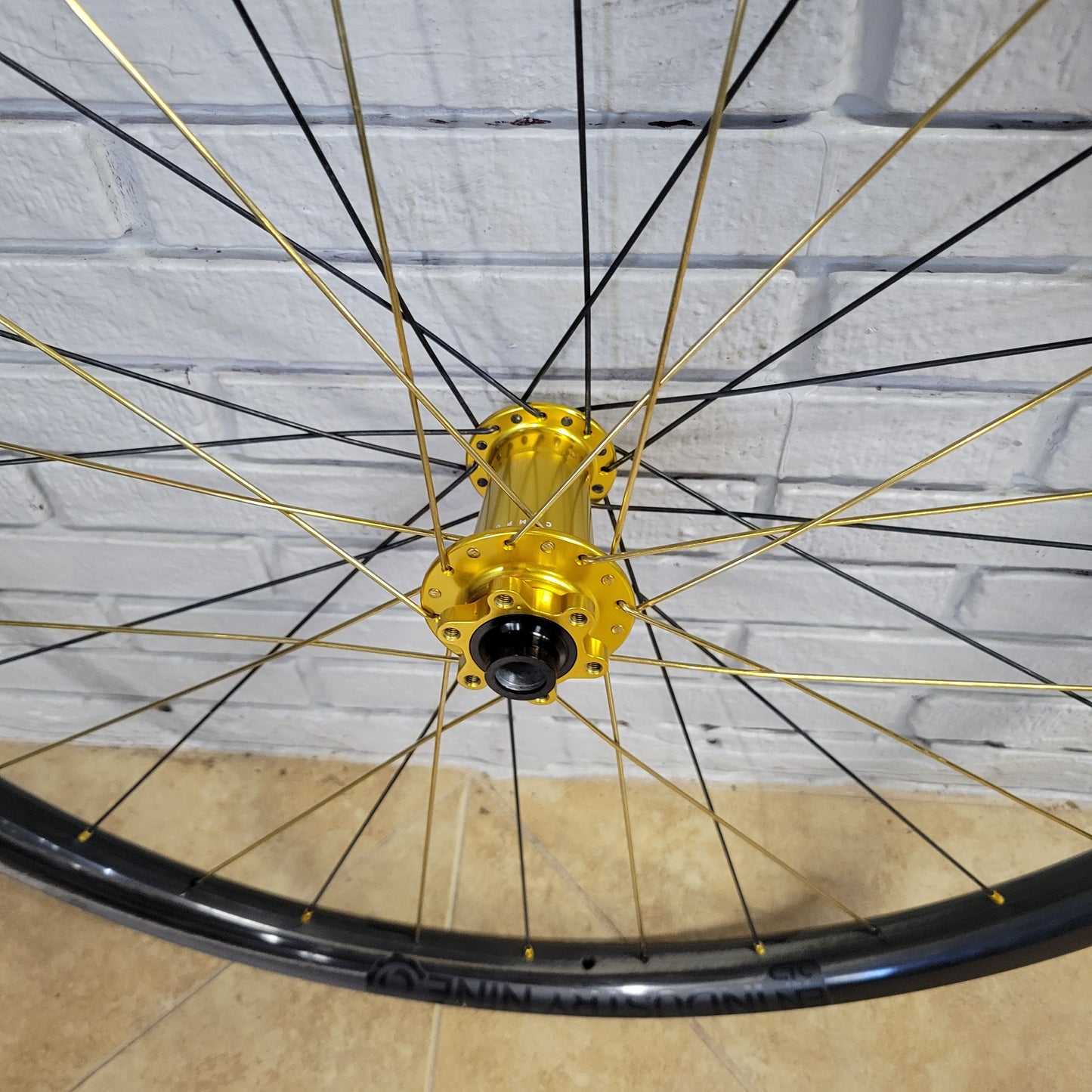 Industry Nine Enduro EN315 Hydra Gold Carbon Wheelset 29