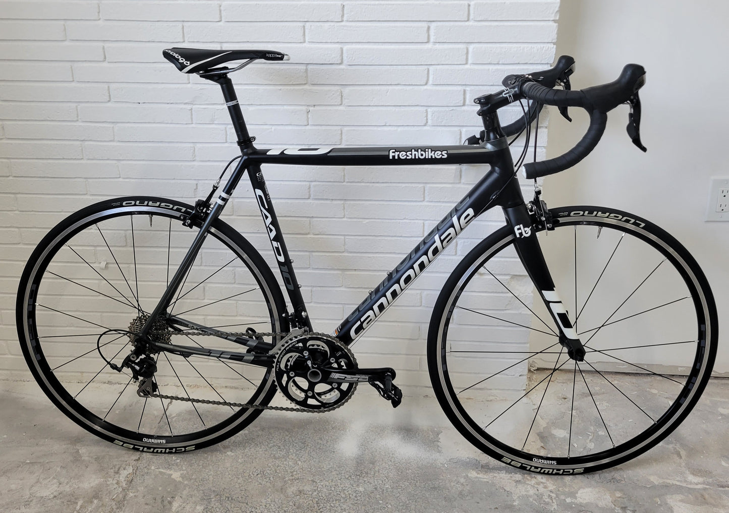 2015 Cannondale Caad10 5 105 Road Bike (56cm)