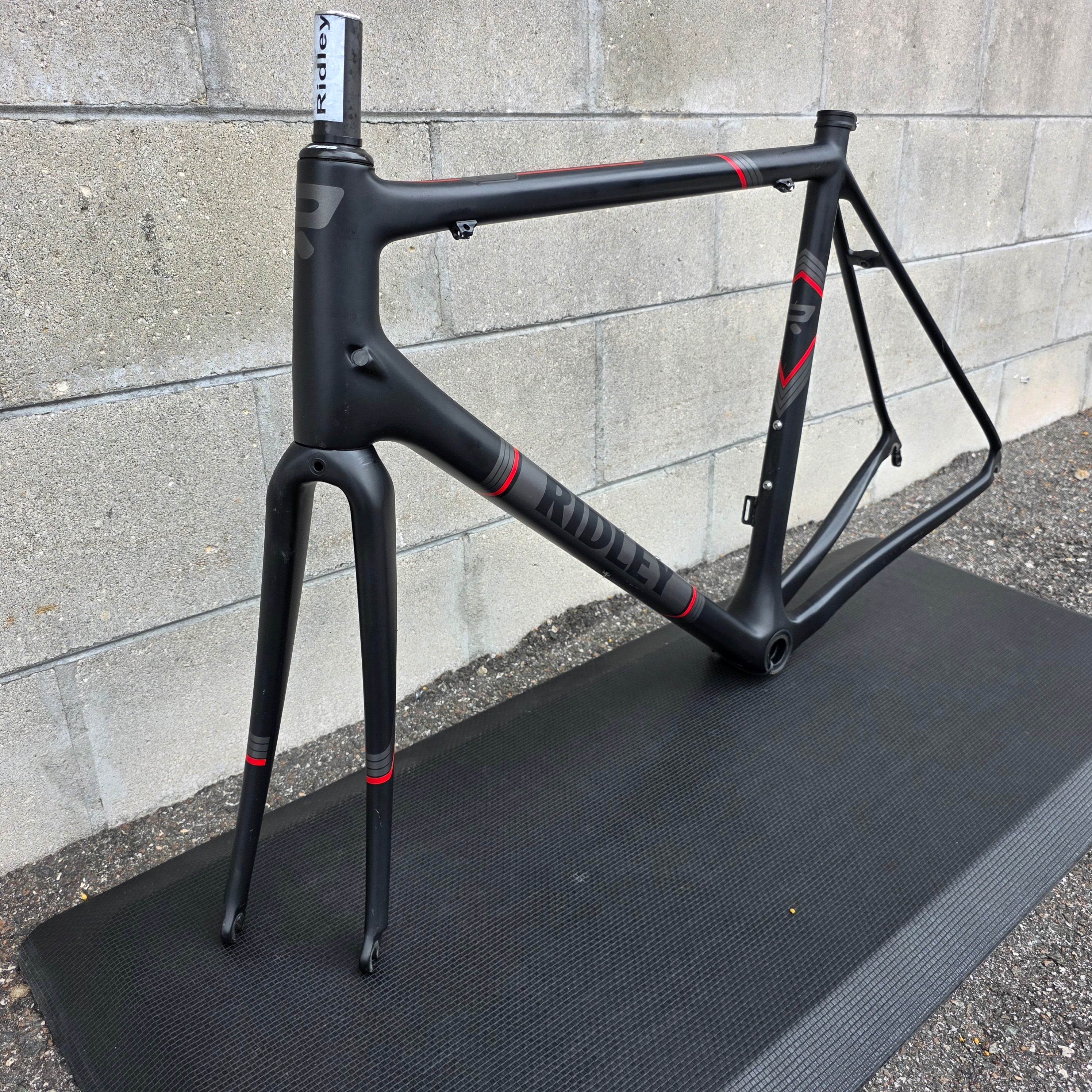 ◎RIDLEY HELIUM SL フレーム S 2015 カーボン 現状品 Ridley Helium SL Carbon Road Bike Frameset (Medium) – South Tampa