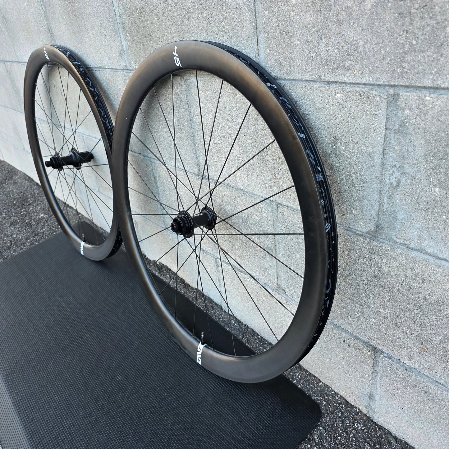 ENVE 45 Foundation DISC Carbon Road Bike Wheelset Shimano