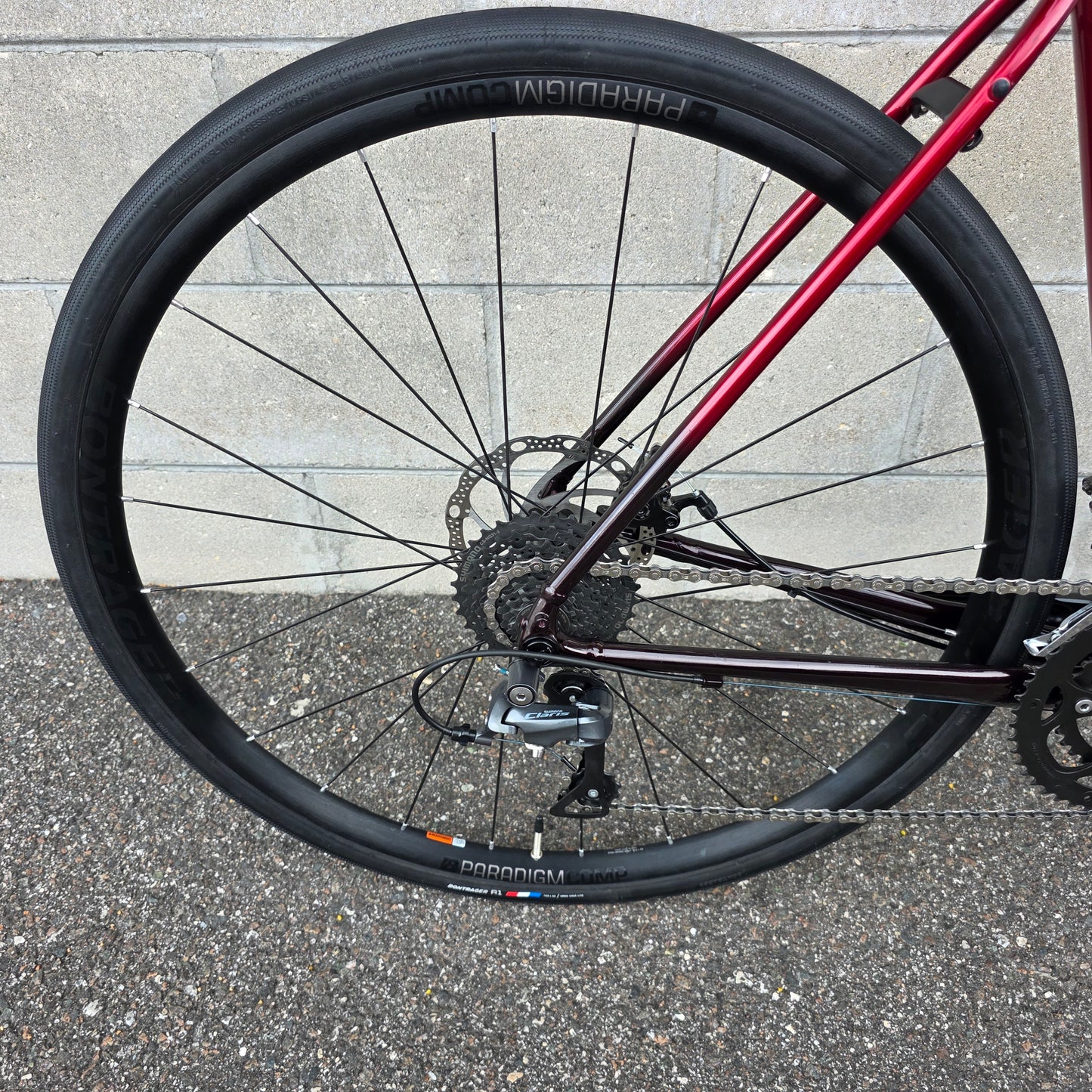 Trek Domane AL 2 (58cm) Road Bike