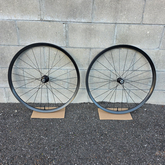 ENVE M525 G Carbon Gravel Wheelset 700c i9 Industry Nine