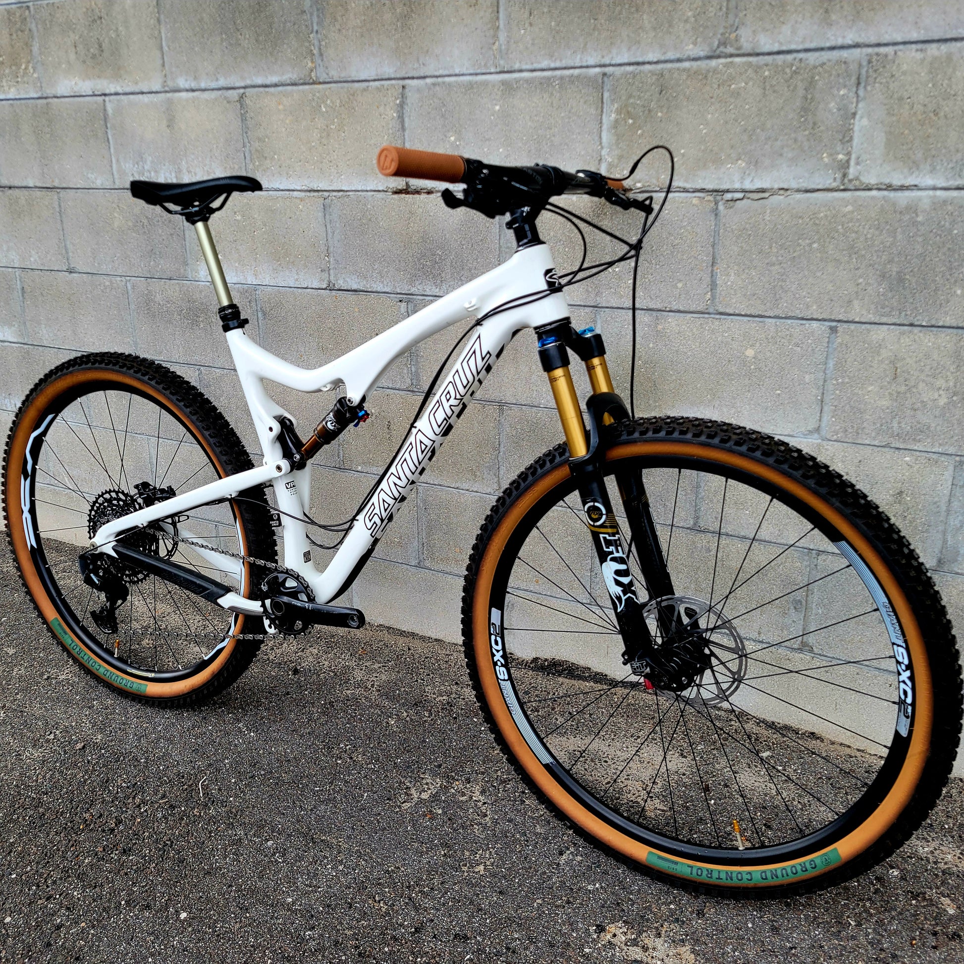 2014 Santa Cruz Tallboy C 29 (XL) Carbon – South Tampa Bicycle