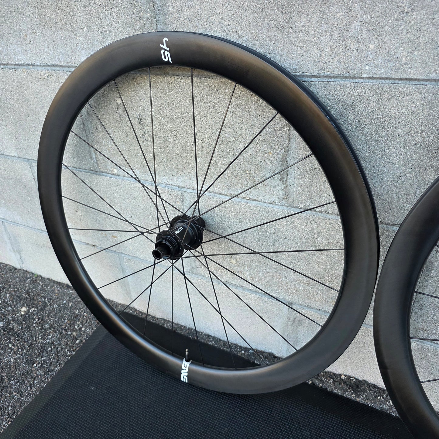 ENVE 45 Foundation DISC Carbon Road Bike Wheelset Shimano