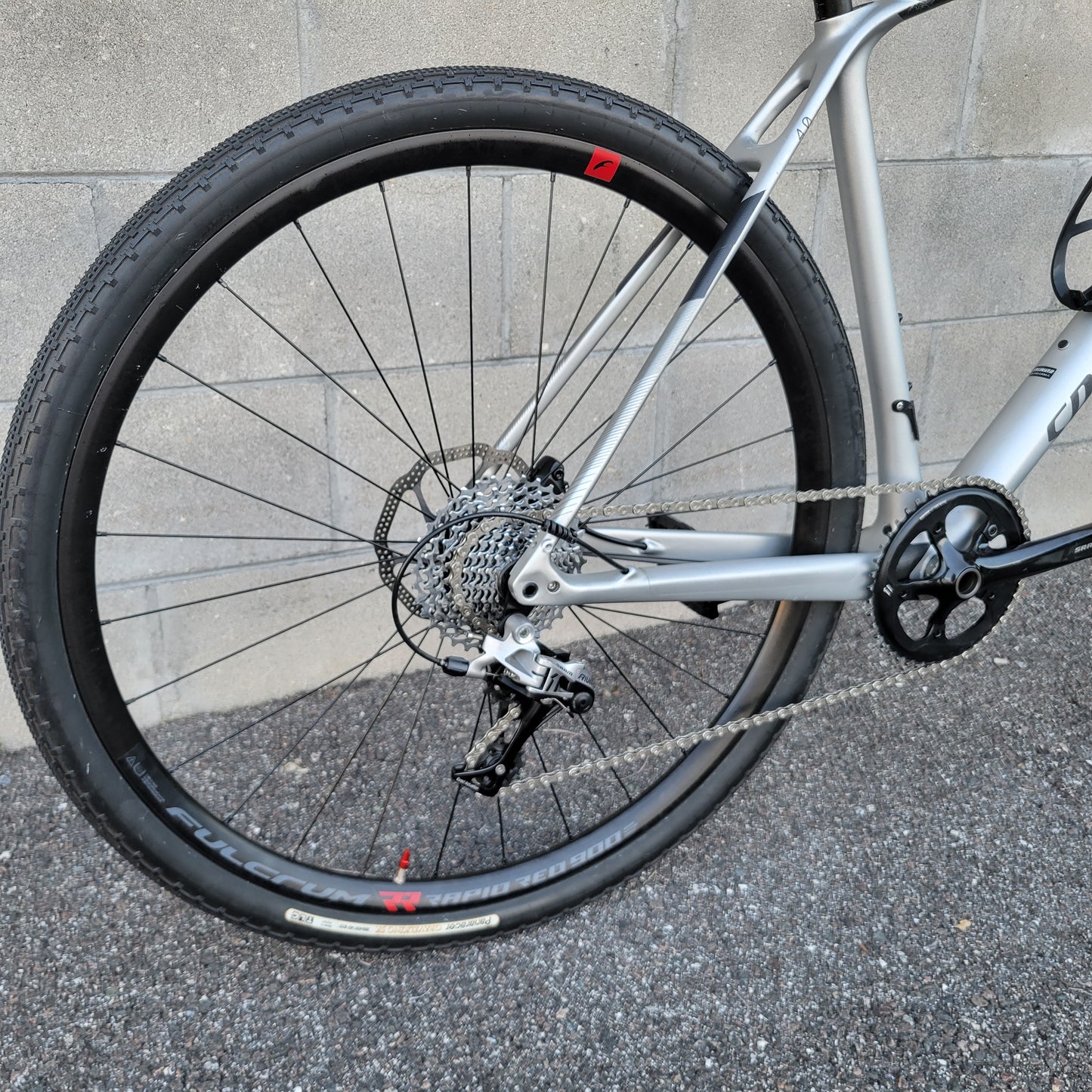 2023 Specialized Sirrus Carbon (Large)