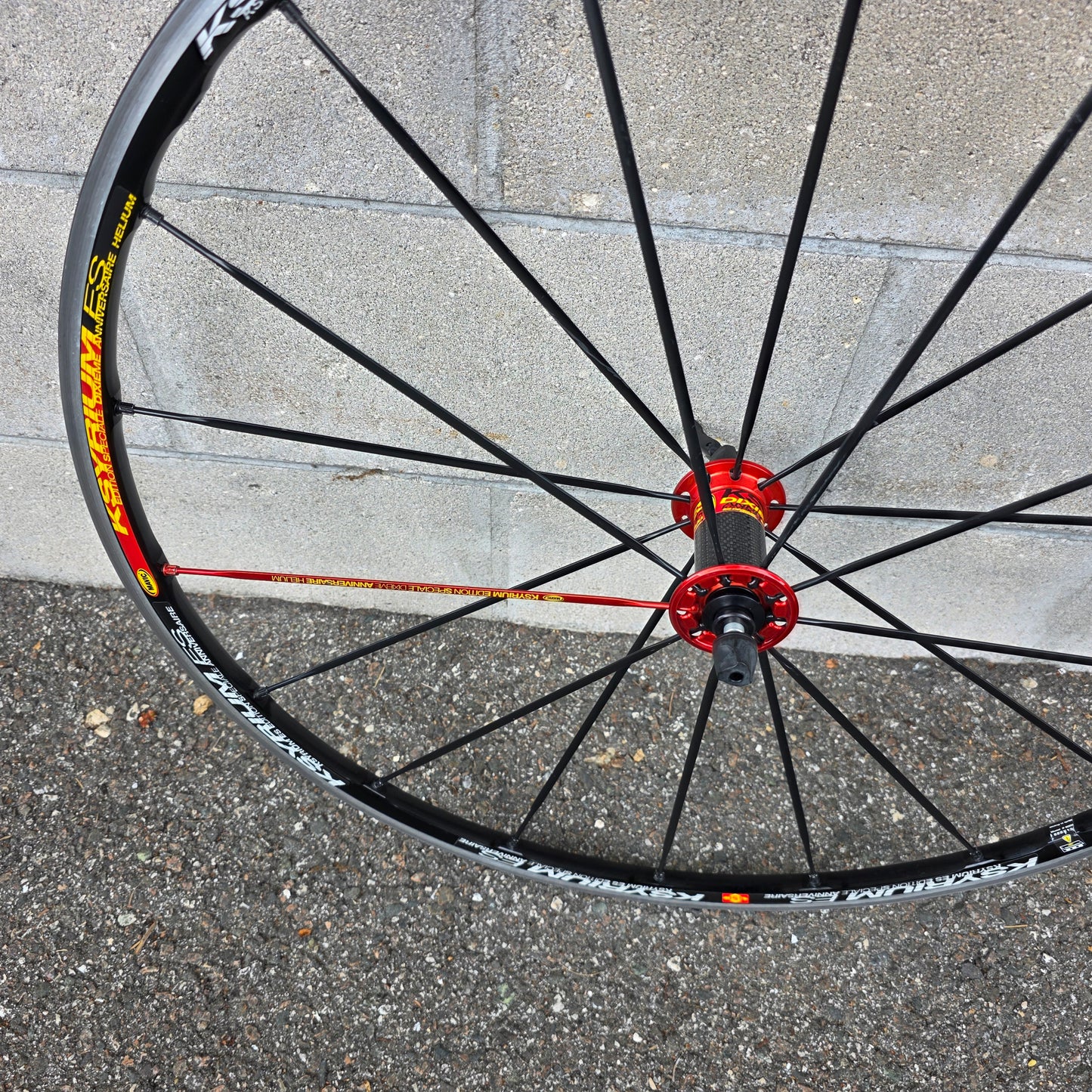 Mavic Ksyrium ES Anniversary Helium 700C Clincher Road Bike Wheelset