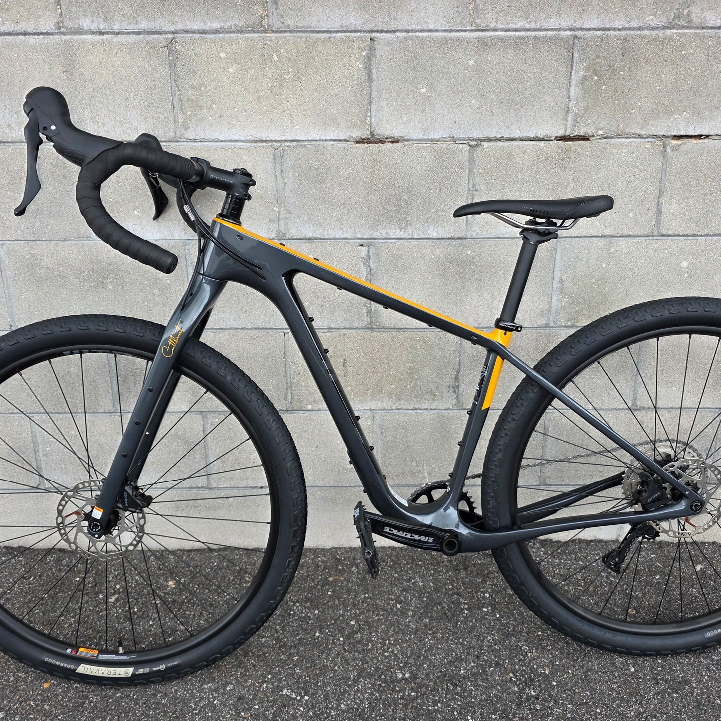 2022 Salsa Cutthroat Carbon GRX 1x (54cm) Gravel Adventure Bike