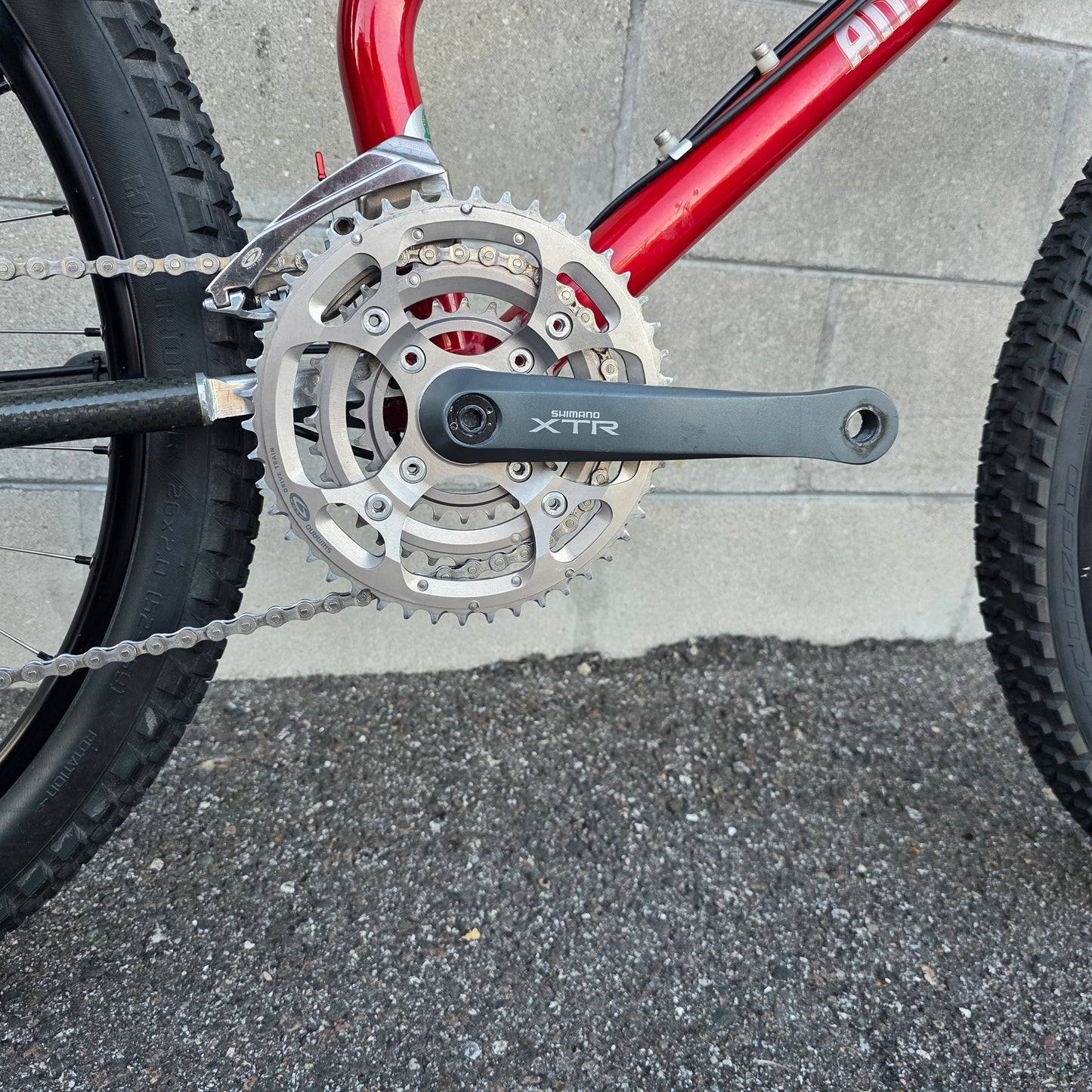 AMP Research B4 XTR Vintage MTB (Large)