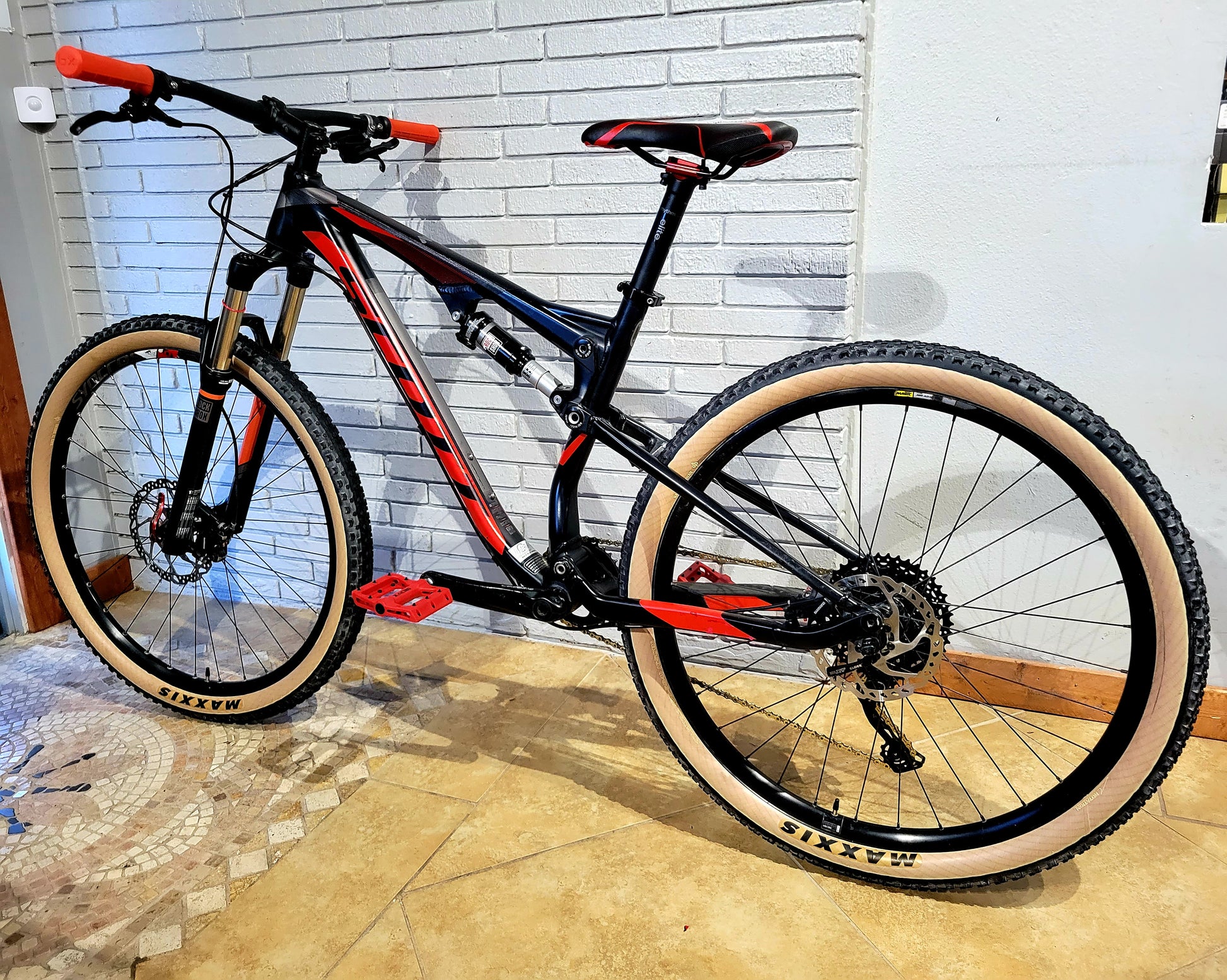 scott mountainbike 27 5 Scott Spark 27.5 (Medium) SLX 1x11 – South Tampa Bicycle Co