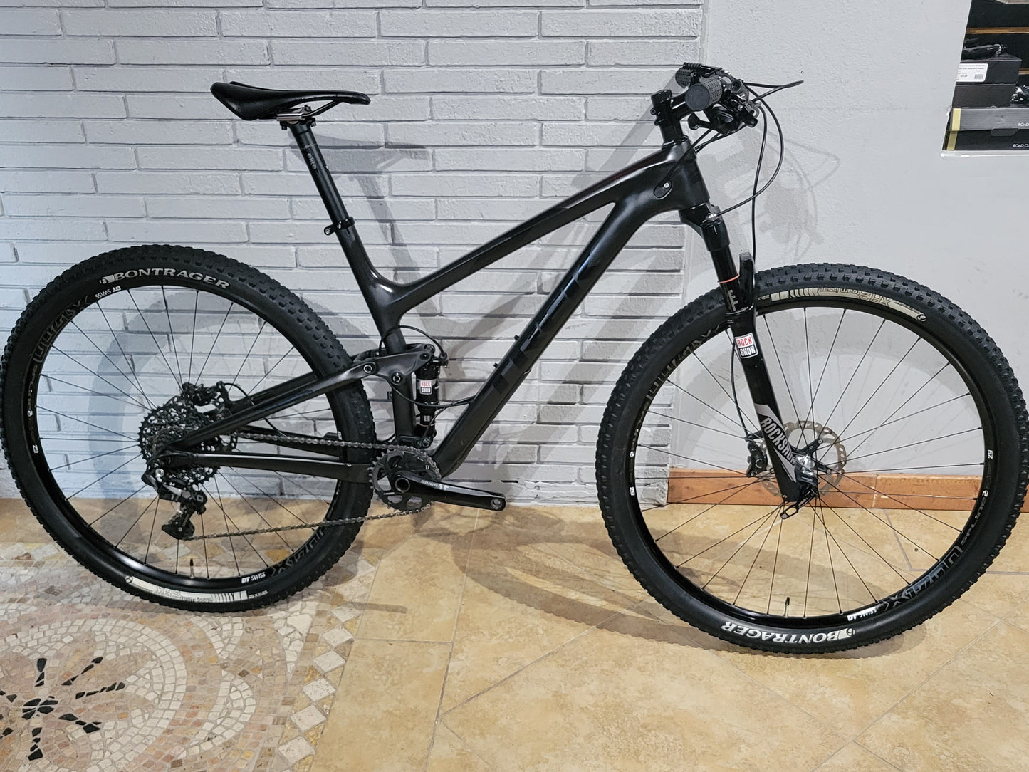 2016 Trek Top Fuel 9.8 SL Carbon (18.5)