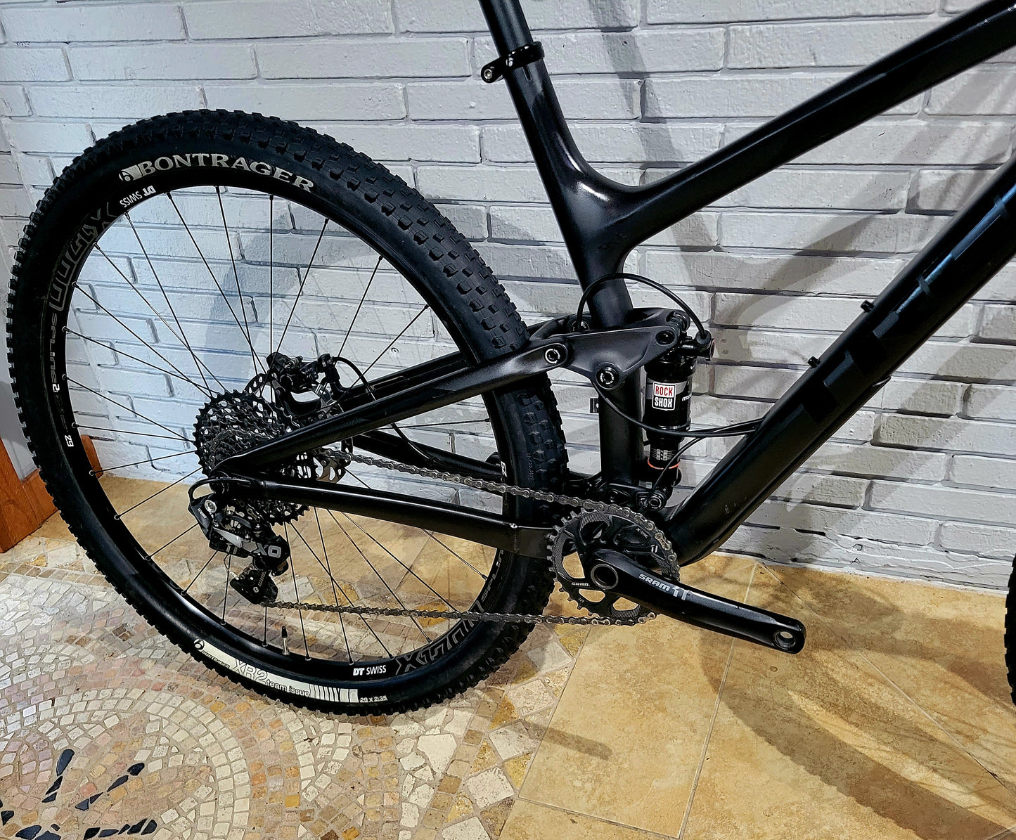 2016 Trek Top Fuel 9.8 SL Carbon (18.5)