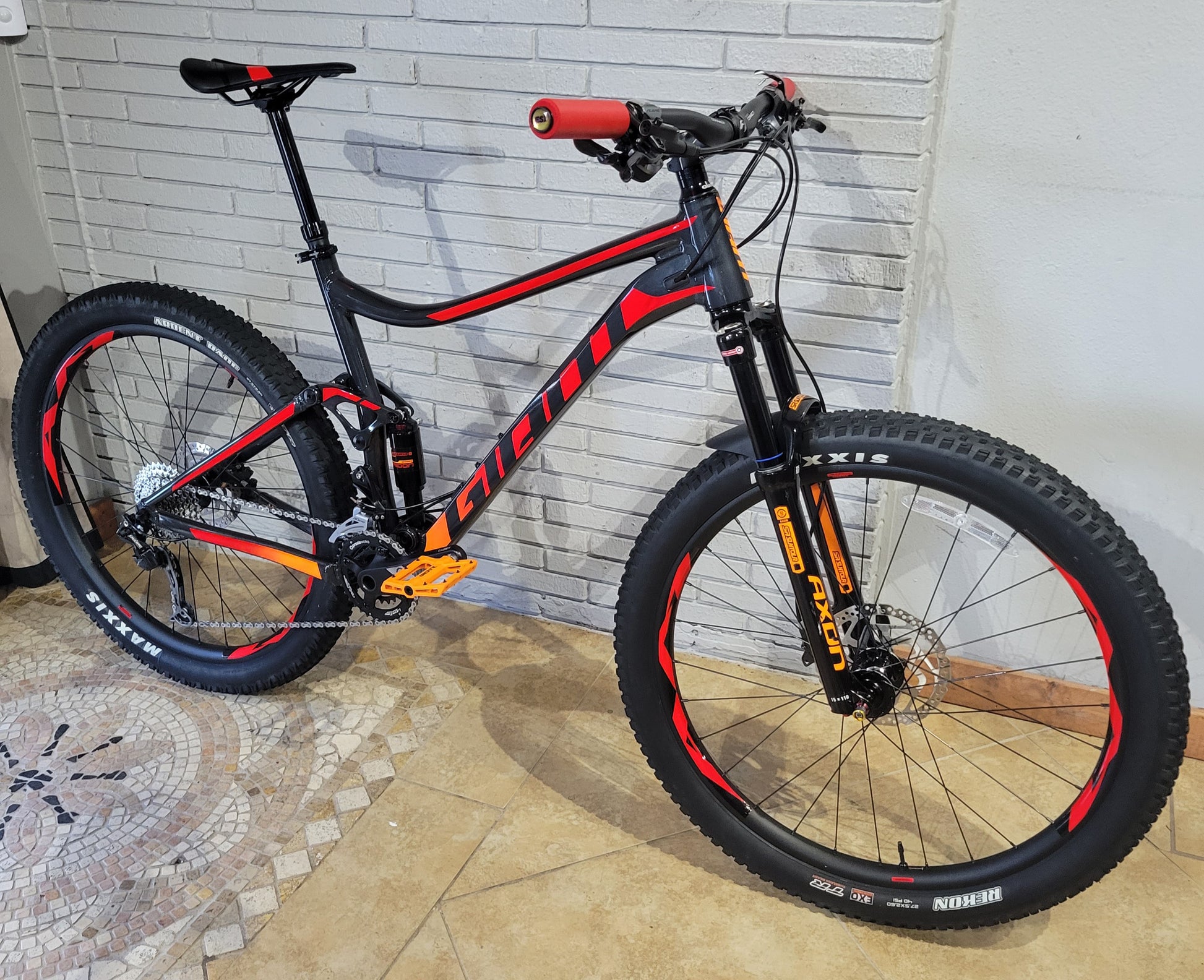 giant bicycle 2019 2019 Giant Stance 27 5 (Large) – South Tampa Bicycle Co