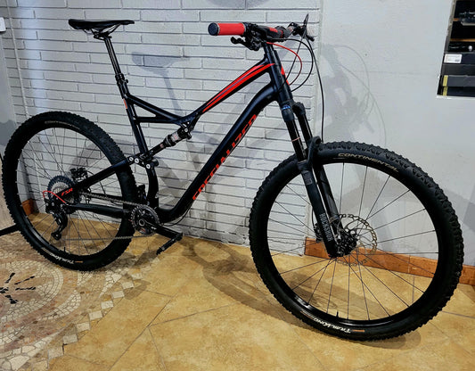 2016 Specialized Stumpjumper 29 Size XXL 23"