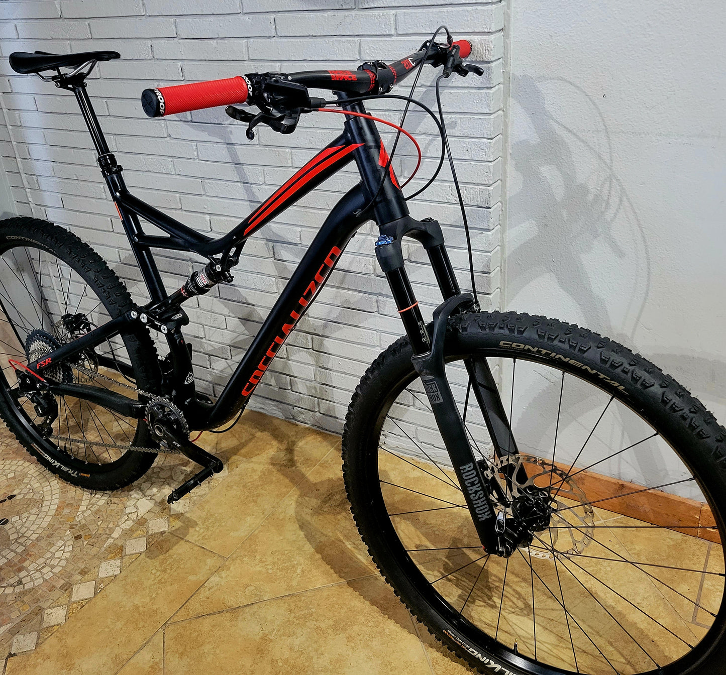 2016 Specialized Stumpjumper 29 Size XXL 23"