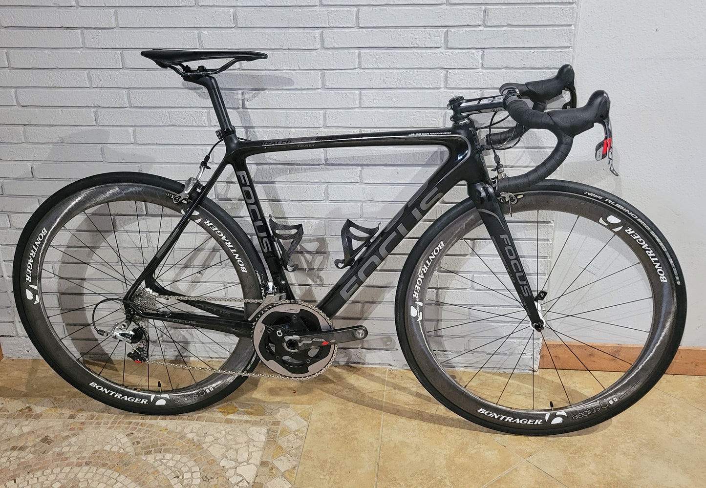 2013 Focus Izalco Team Road Bike (54cm) Sram Red