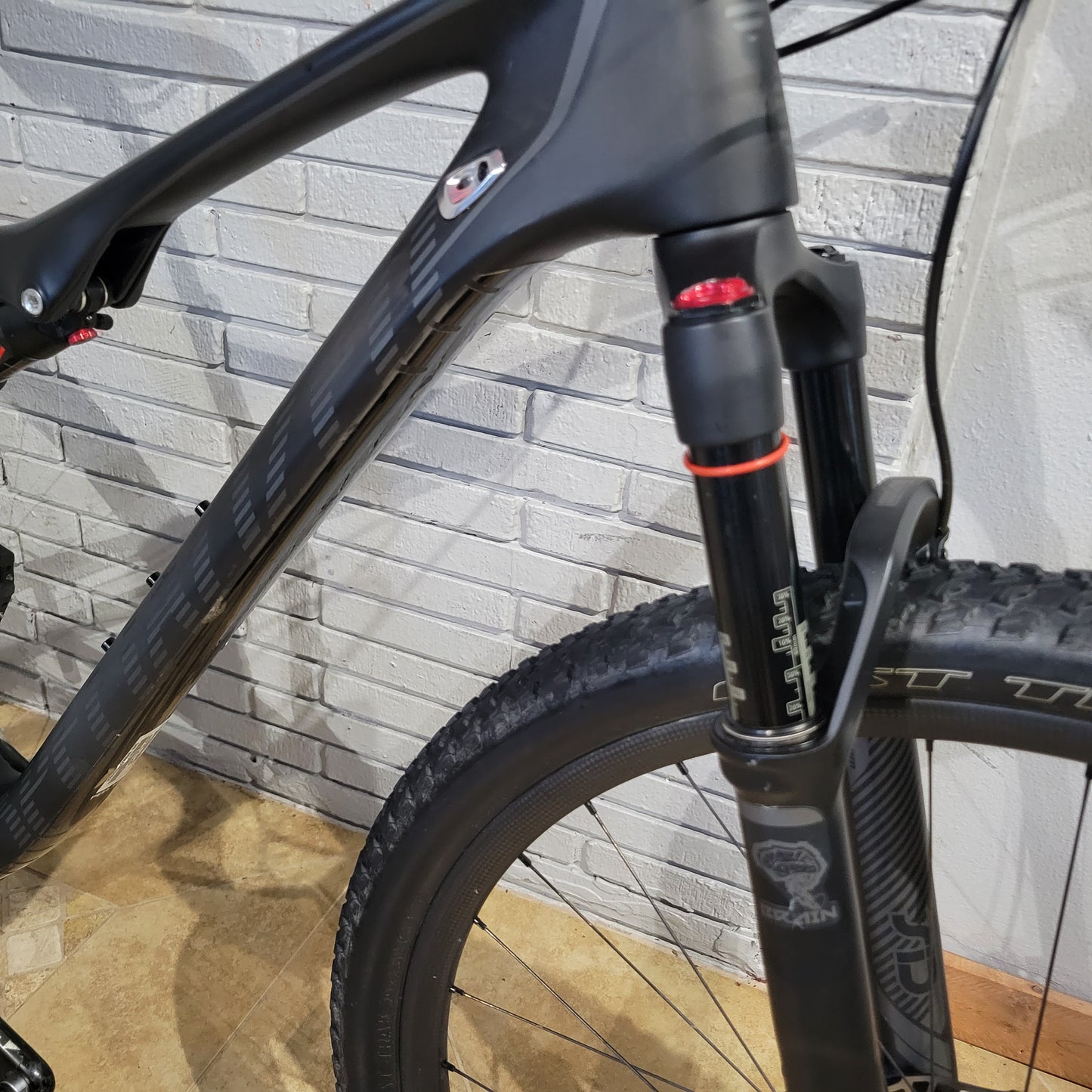 2014 Specialized Epic Expert Carbon (Large)