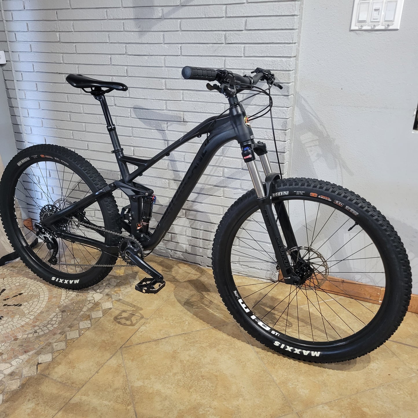 2021 Motobecane HAL Boost 27.5+ (Size Medium)