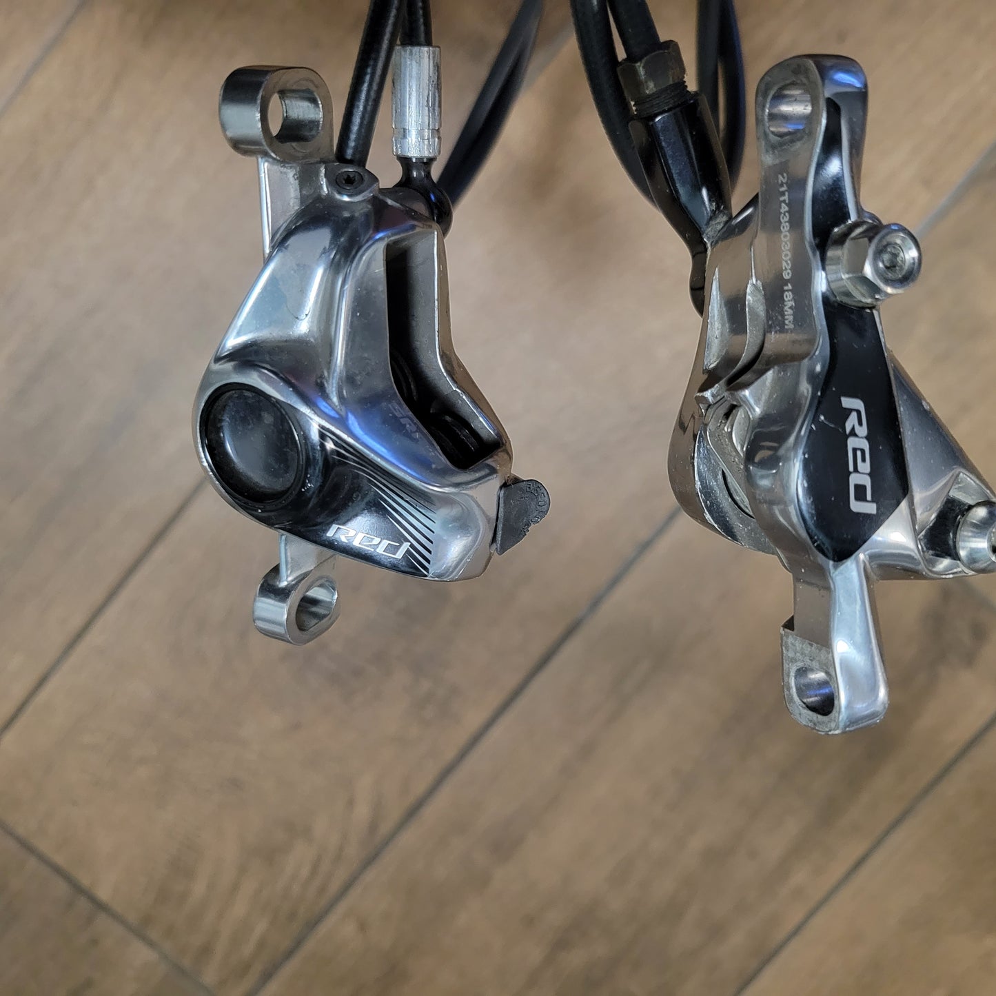 SRAM RED hydraulic post mount calipers
