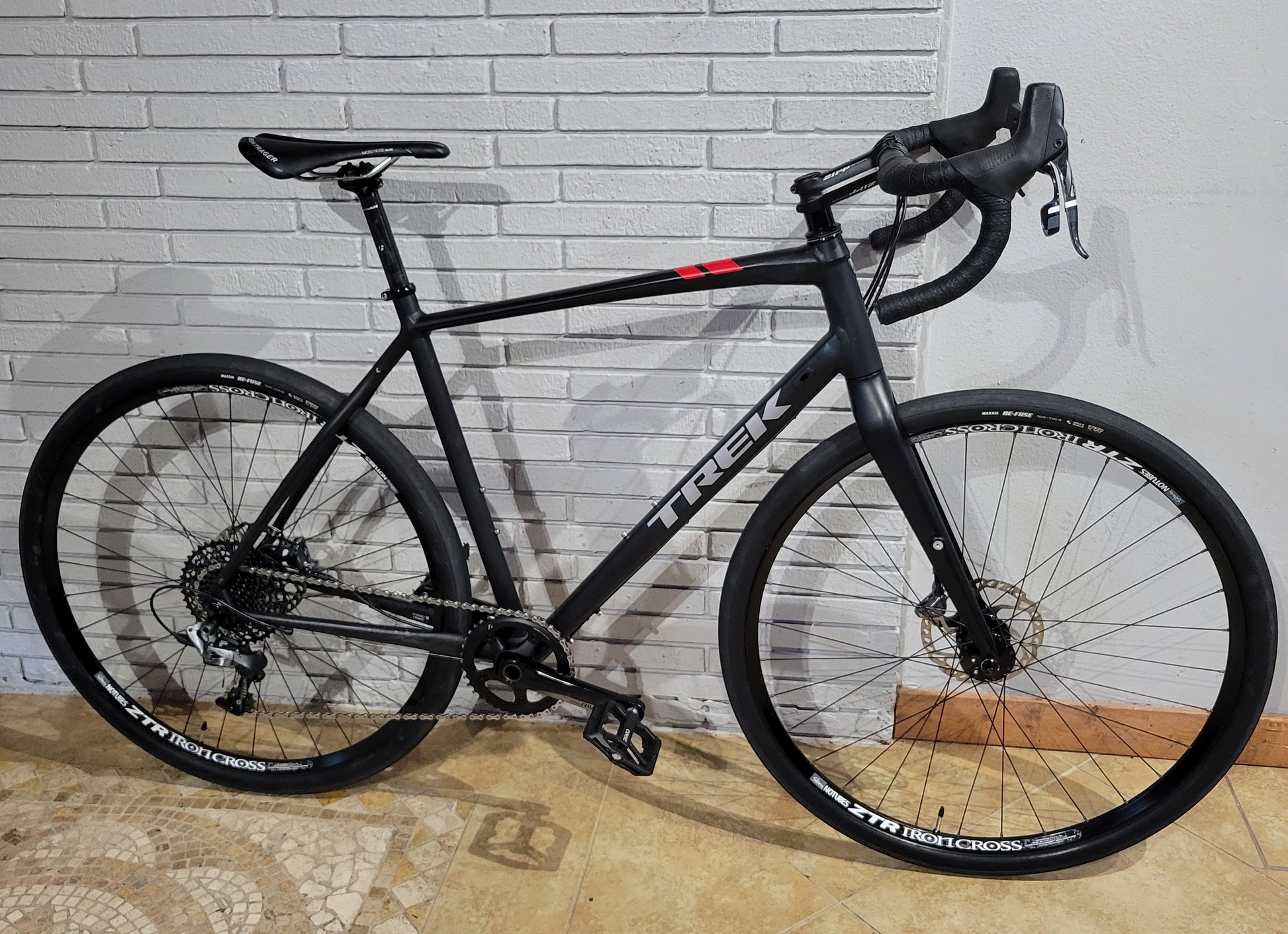 2018 Trek CrossRip Gravel Bike – South Tampa Bicycle